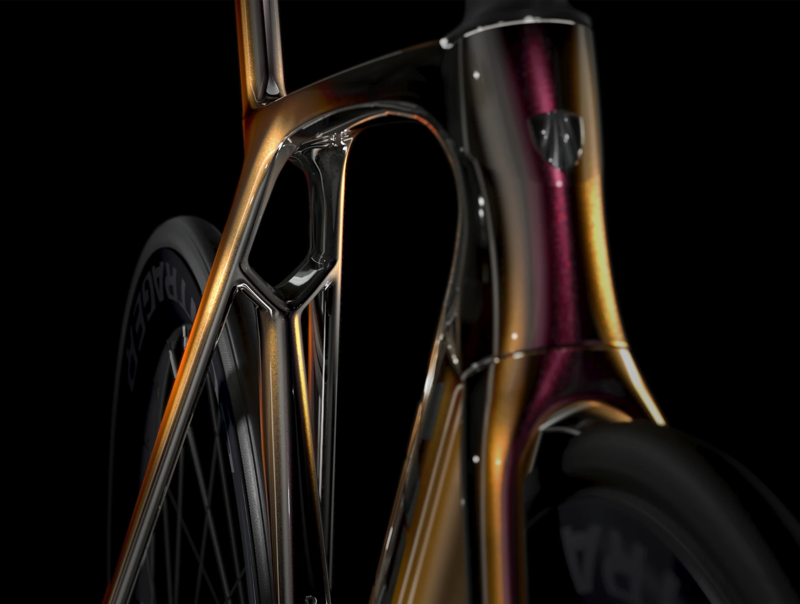 Trek Madone SLR 9 Di2 Gen 7 Carbon Road Bike 2024 in Axinite Flip/Trek Black-2